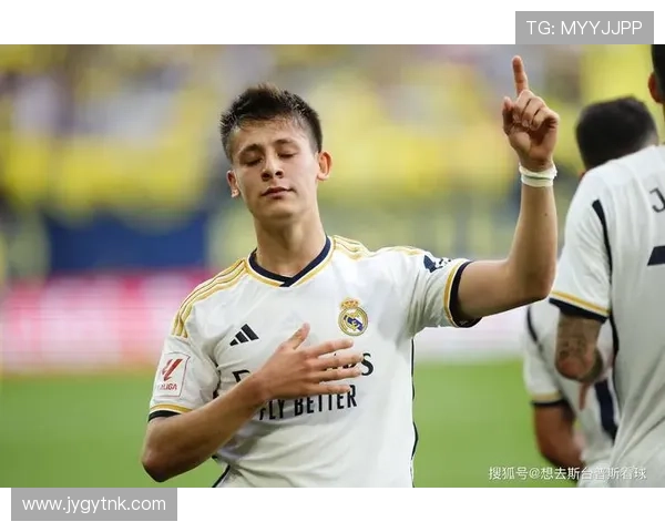 马卡：皇马关注莱比锡中卫卢克巴，周中欧冠考察了他的表现